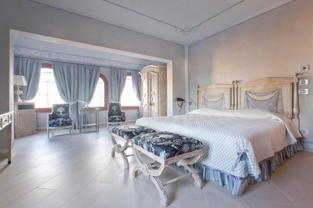 Relais Villa Prato Момбаруццо Экстерьер фото