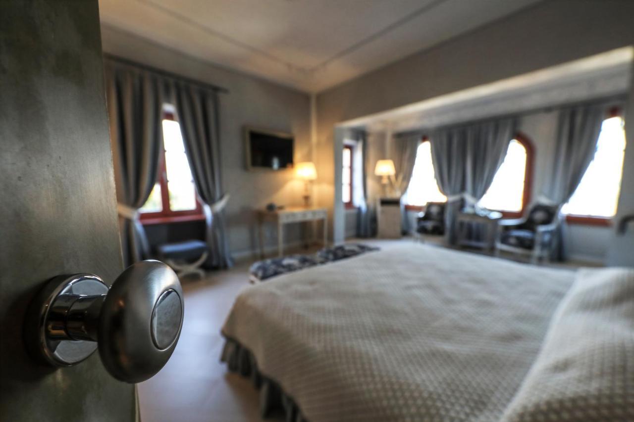 Relais Villa Prato Момбаруццо Экстерьер фото